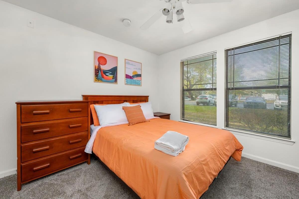 4Bd 2 Mi To Usf Free Pool + 24 Hour Gym Tampa Exterior foto