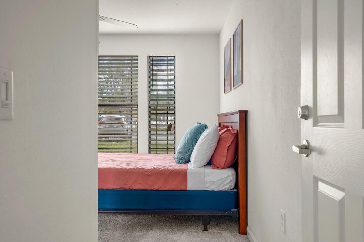 4Bd 2 Mi To Usf Free Pool + 24 Hour Gym Tampa Exterior foto