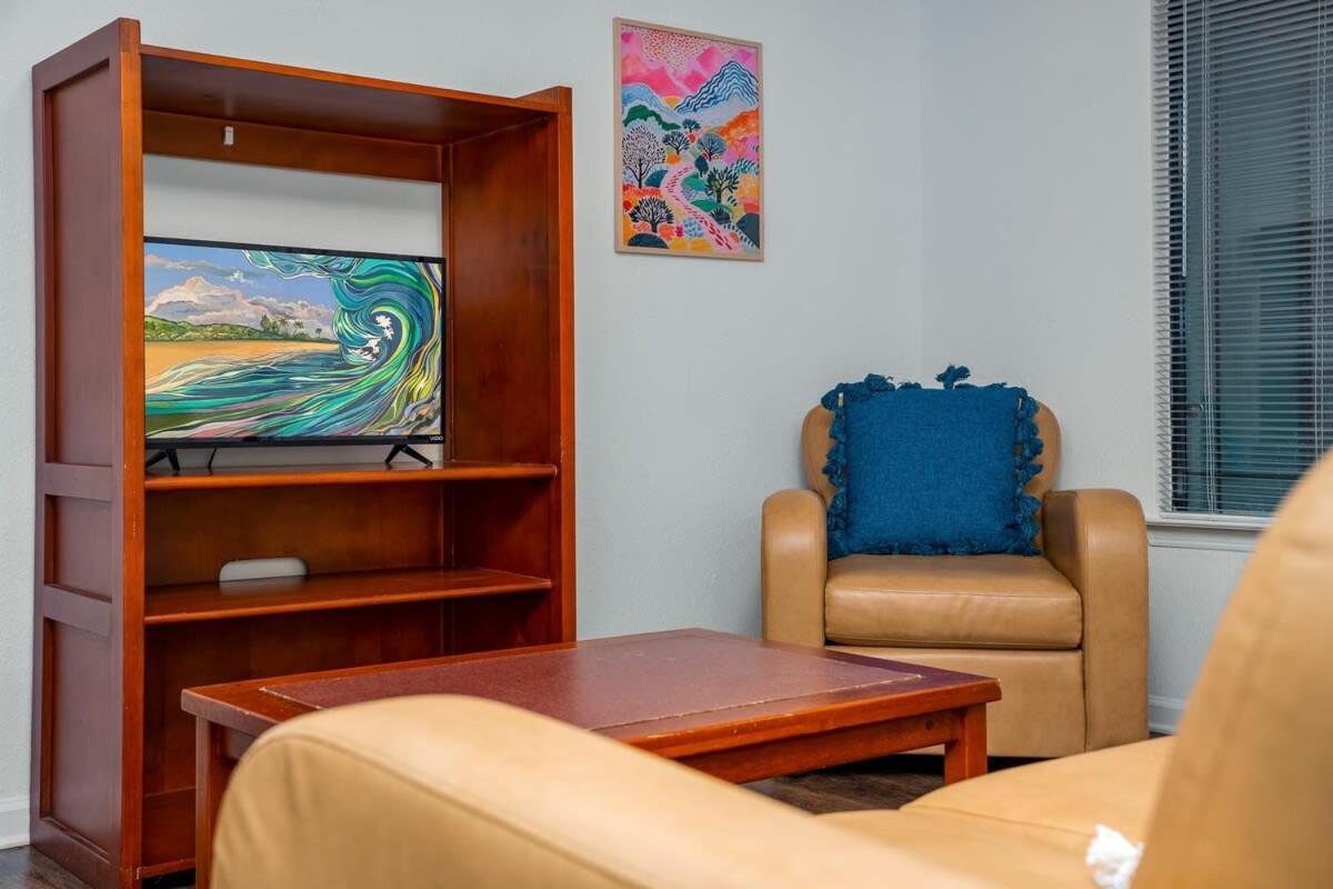 4Bd 2 Mi To Usf Free Pool + 24 Hour Gym Tampa Exterior foto