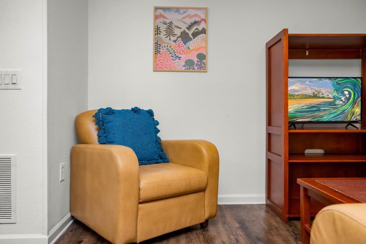 4Bd 2 Mi To Usf Free Pool + 24 Hour Gym Tampa Exterior foto