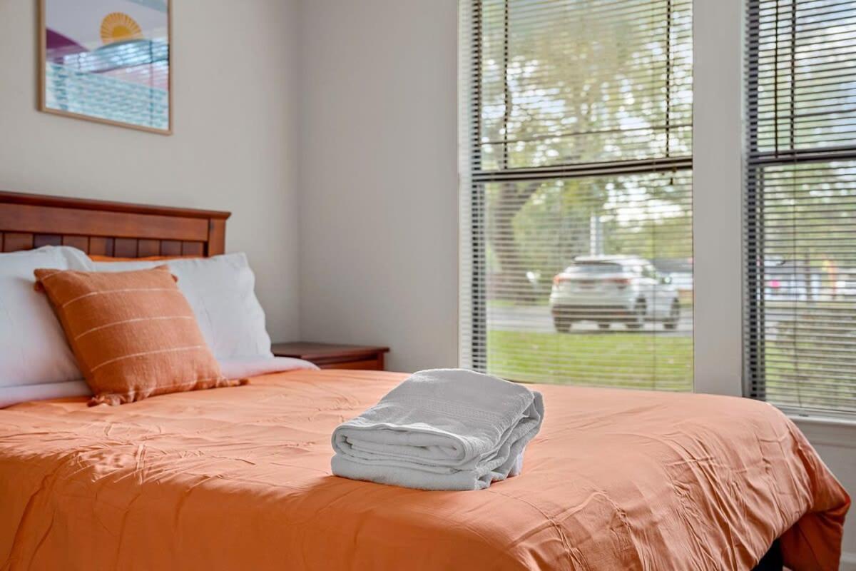 4Bd 2 Mi To Usf Free Pool + 24 Hour Gym Tampa Exterior foto