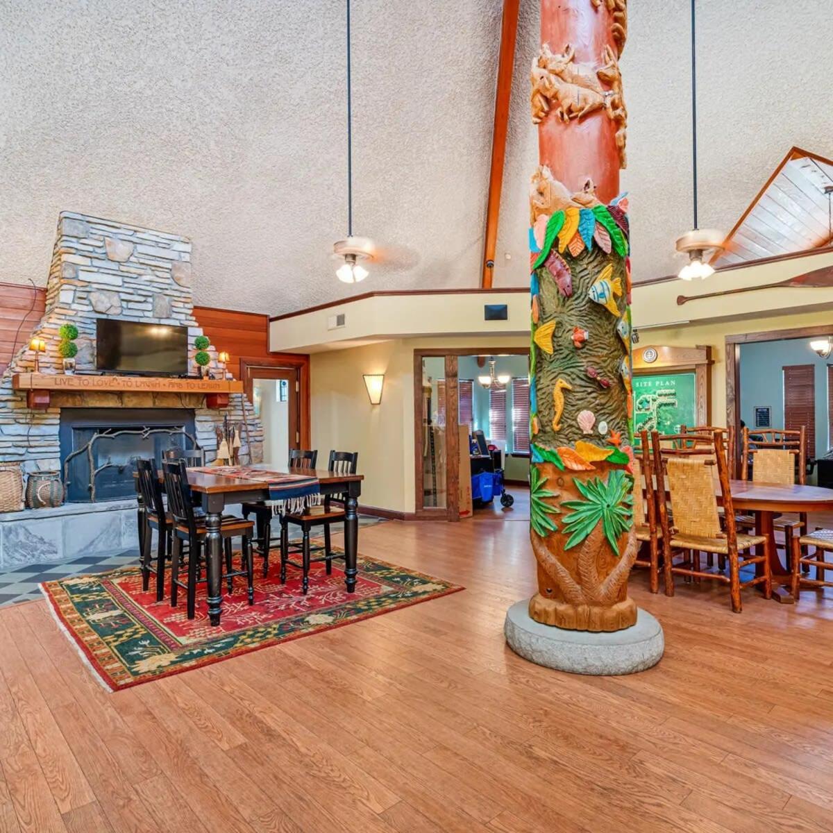 4Bd 2 Mi To Usf Free Pool + 24 Hour Gym Tampa Exterior foto